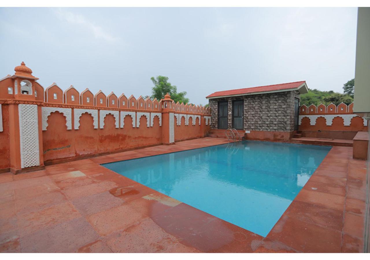 Hotel Raha Udaipur Kültér fotó
