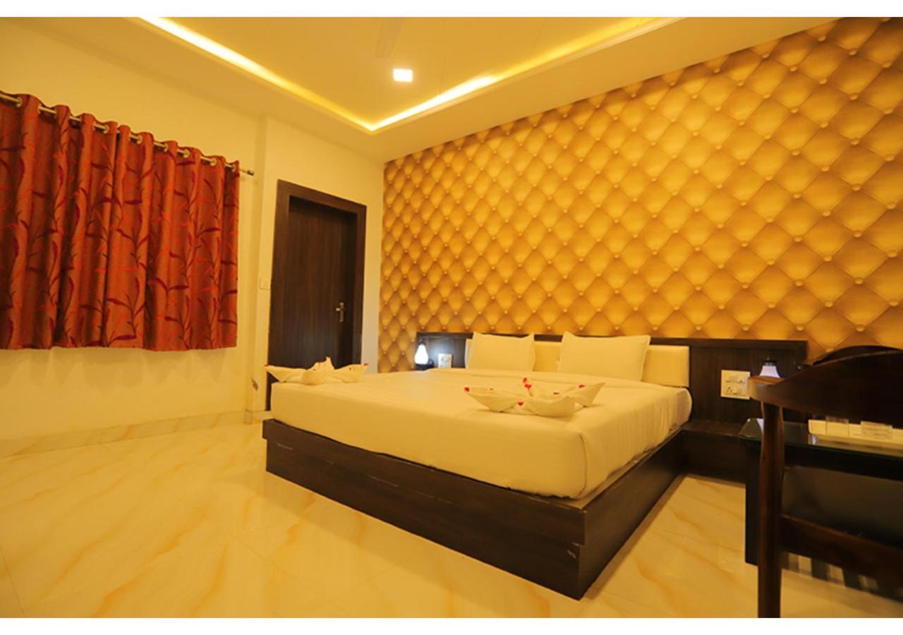 Hotel Raha Udaipur Kültér fotó